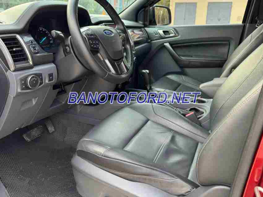 Cần bán xe Ford Everest Titanium 2.2L 4x2 AT năm 2016 màu Đỏ cực đẹp