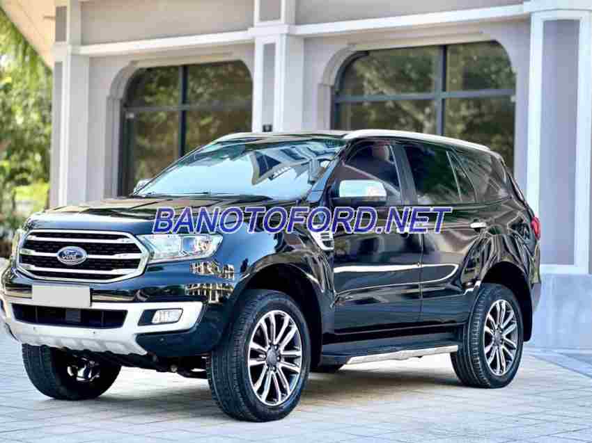 Cần bán gấp Ford Everest Titanium 2.0L 4x4 AT đời 2020, màu Đen