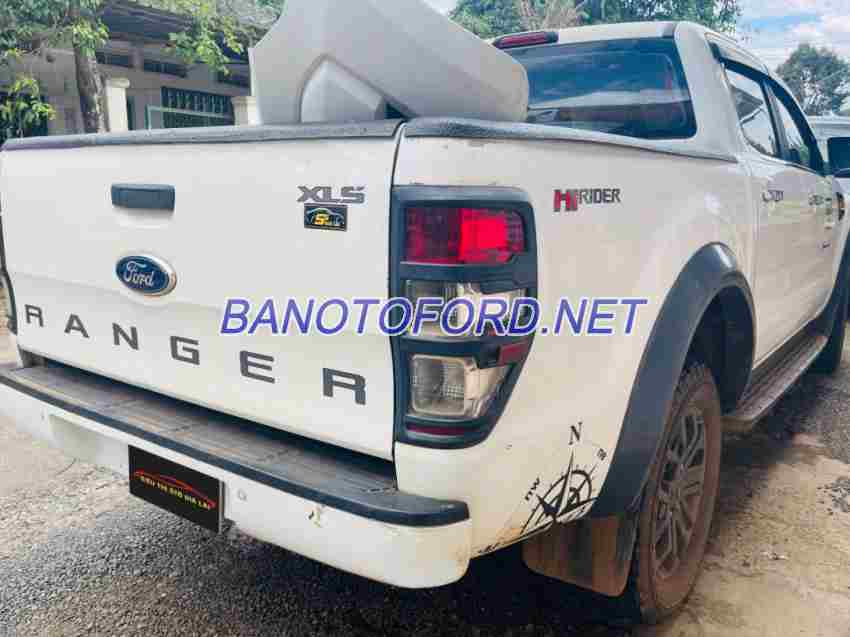 Cần bán gấp Ford Ranger XLS 2.2L 4x2 AT 2016 - Xe đẹp - Giá tốt