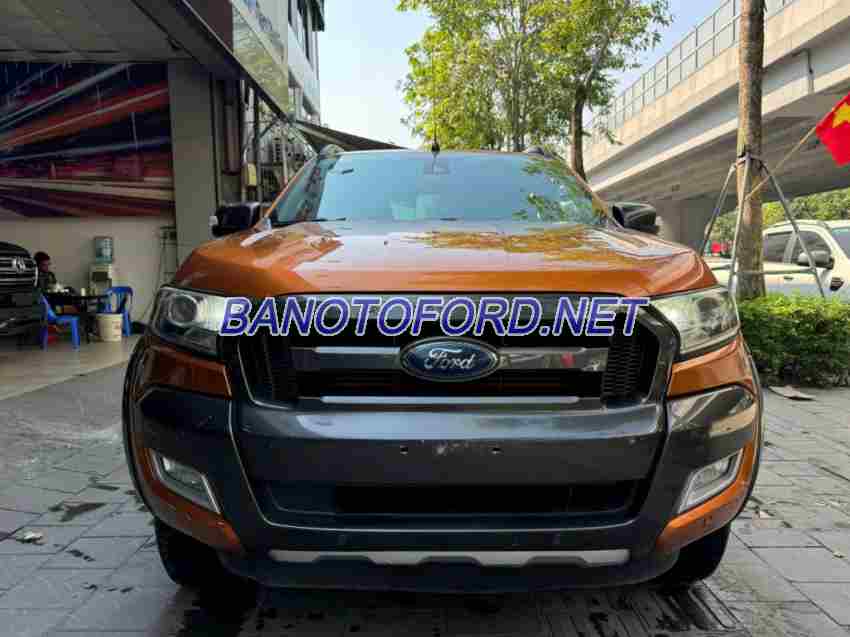 Cần bán gấp Ford Ranger Wildtrak 3.2L 4x4 AT đời 2016, màu Cam