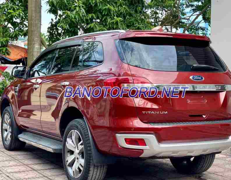 Ford Everest Titanium 2.2L 4x2 AT năm sản xuất 2016 giá tốt