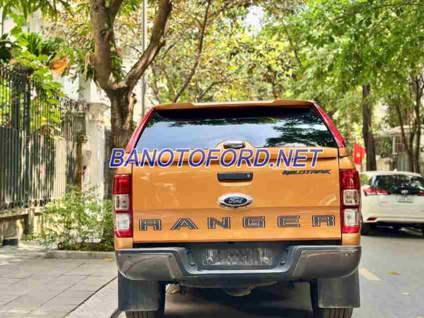 Cần bán xe Ford Ranger Wildtrak 2.0L 4x4 AT màu Cam 2019