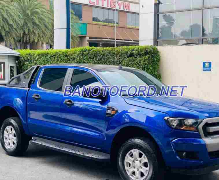 Cần bán Ford Ranger XLS 2.2L 4x2 AT 2017 - Số tự động