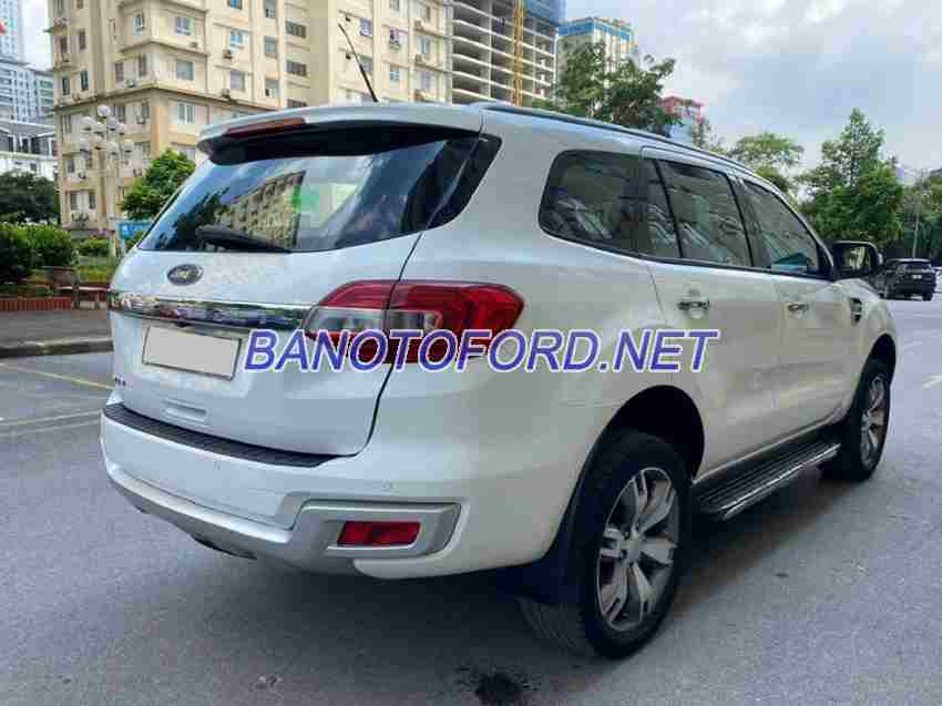 Bán xe Ford Everest Titanium 2.2L 4x2 AT đời 2016 - Giá tốt