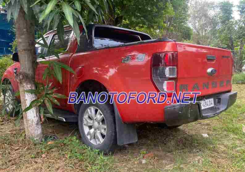 Cần bán xe Ford Ranger Wildtrak 3.2L 4x4 AT năm 2015 màu Cam cực đẹp