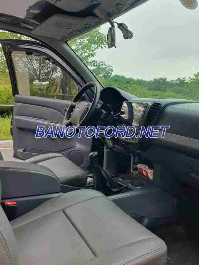 Ford Everest 2.5L 4x2 MT 2014 Máy dầu, xe đẹp