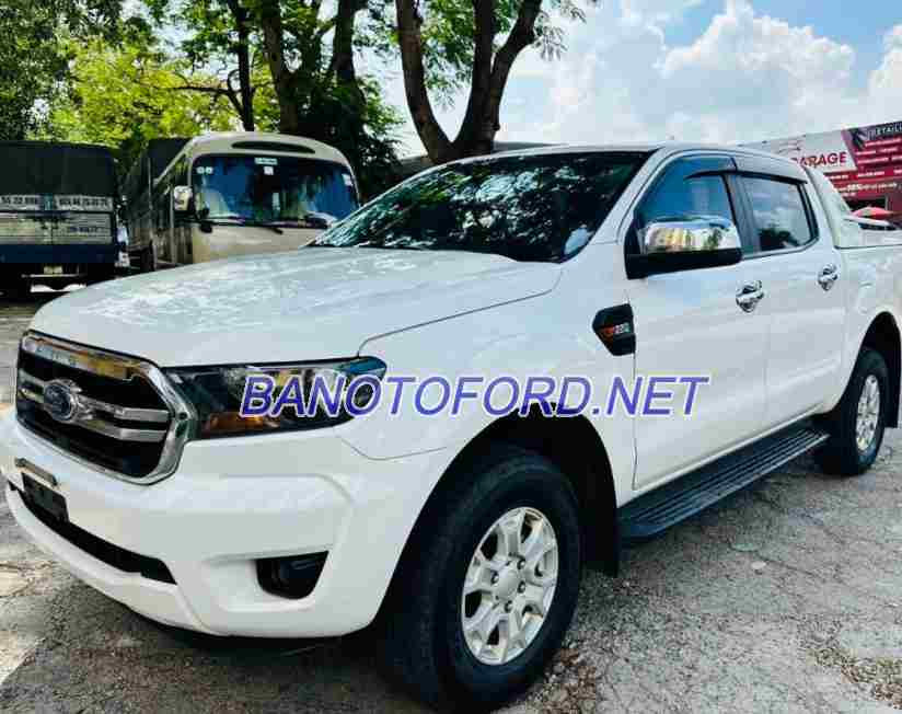 Xe Ford Ranger XLS 2.2L 4x2 AT đời 2020 đẹp bán gấp