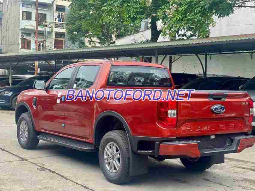 Ford Ranger XLS 2.0L 4x2 AT 2024 giá yêu thương