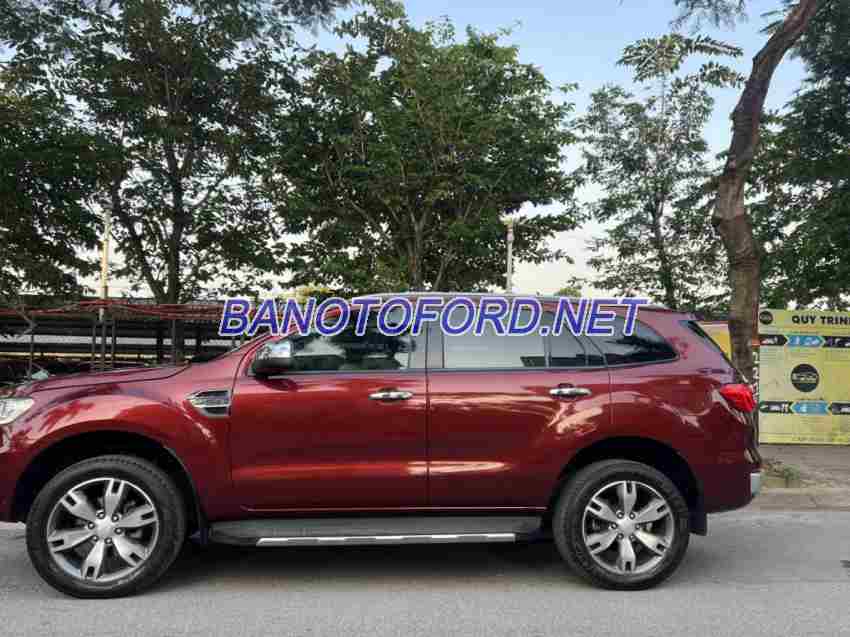 Ford Everest Titanium 2.2L 4x2 AT model 2016 xe chuẩn hết ý