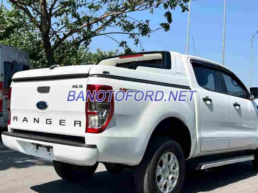 Ford Ranger XLS 2.2L 4x2 AT sản xuất 2017 cực chất!