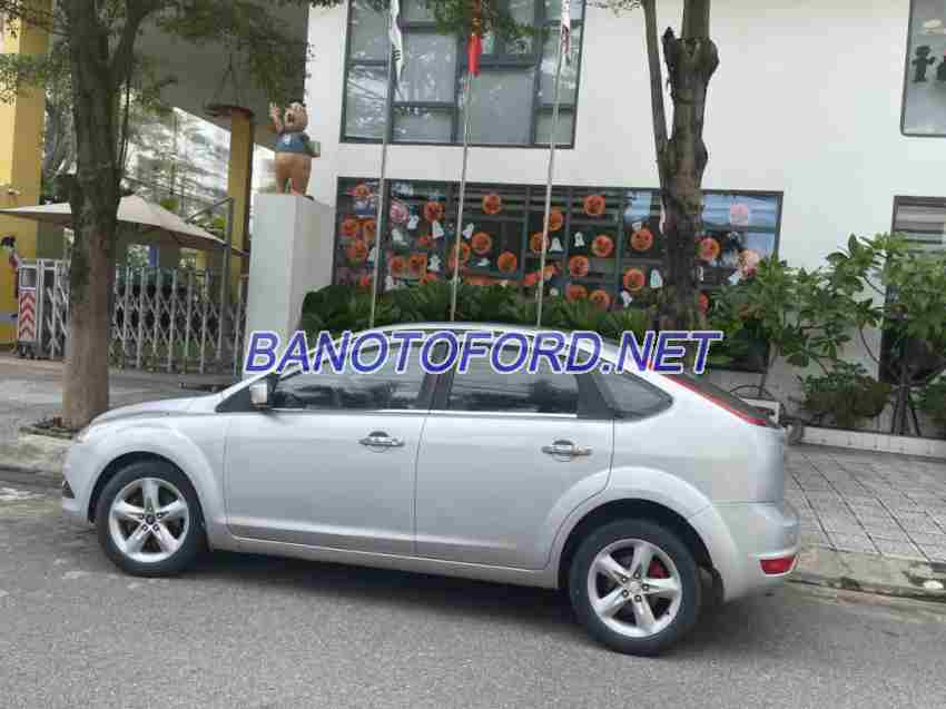 Cần bán Ford Focus 1.8 AT đời 2011