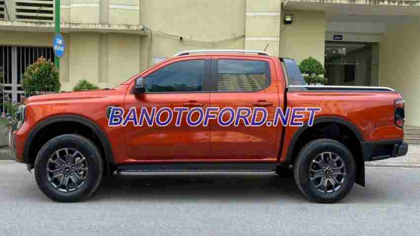 Cần bán gấp xe Ford Ranger Wildtrak 2.0L 4x4 AT 2023 màu Cam