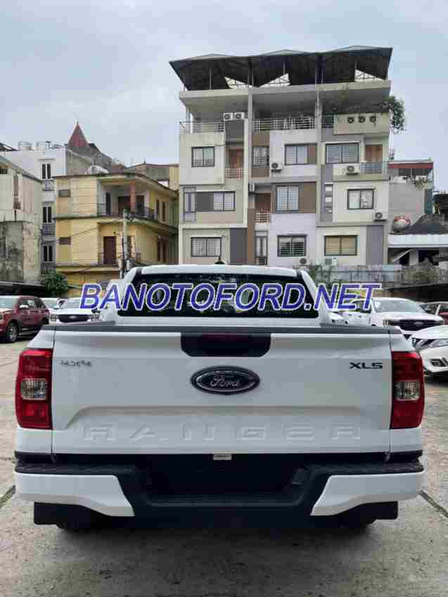 Ford Ranger XLS 2.0L 4x4 AT 2024 - Đẹp lung linh