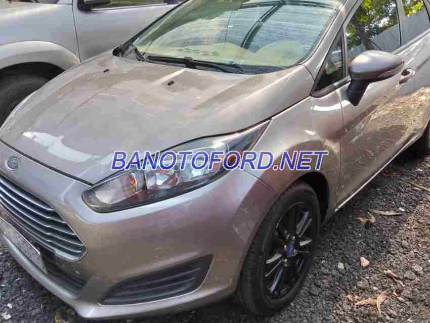 Ford Fiesta 2015 Sedan màu Xám