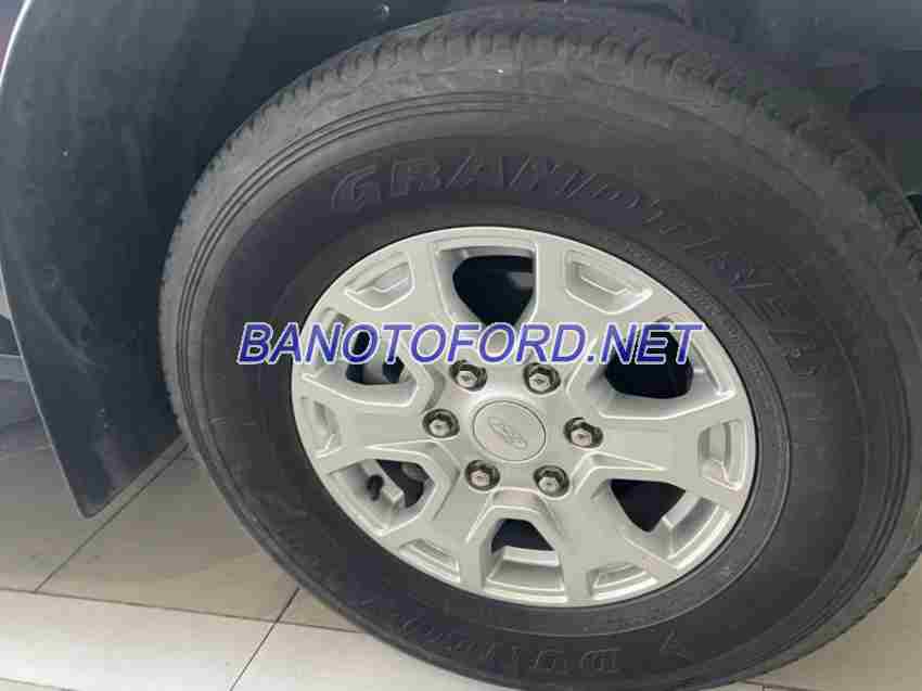 Cần bán gấp xe Ford Ranger XLS 2.2L 4x2 AT 2021 màu Xanh