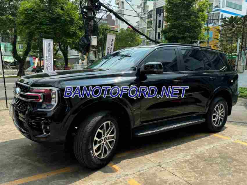 Ford Everest Ambiente 2.0L 4x2 AT năm 2022 cần bán