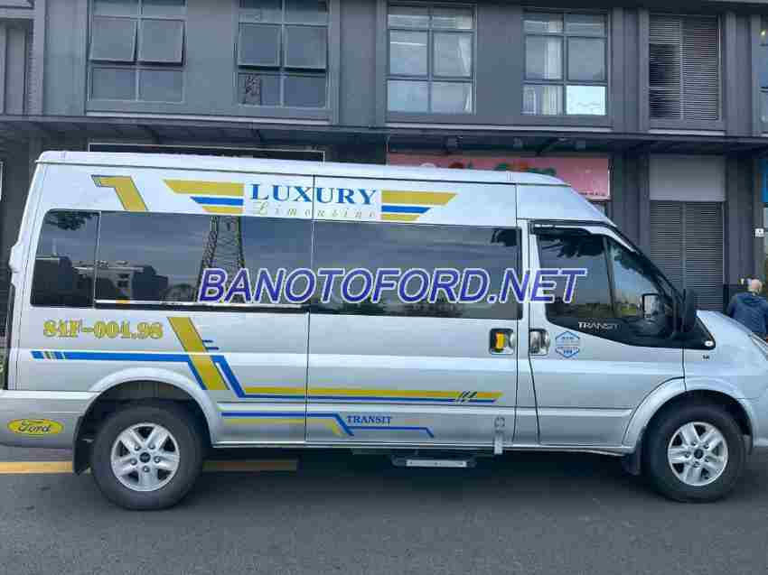 Cần bán xe Ford Transit Tiêu chuẩn năm 2023 màu Bạc cực đẹp