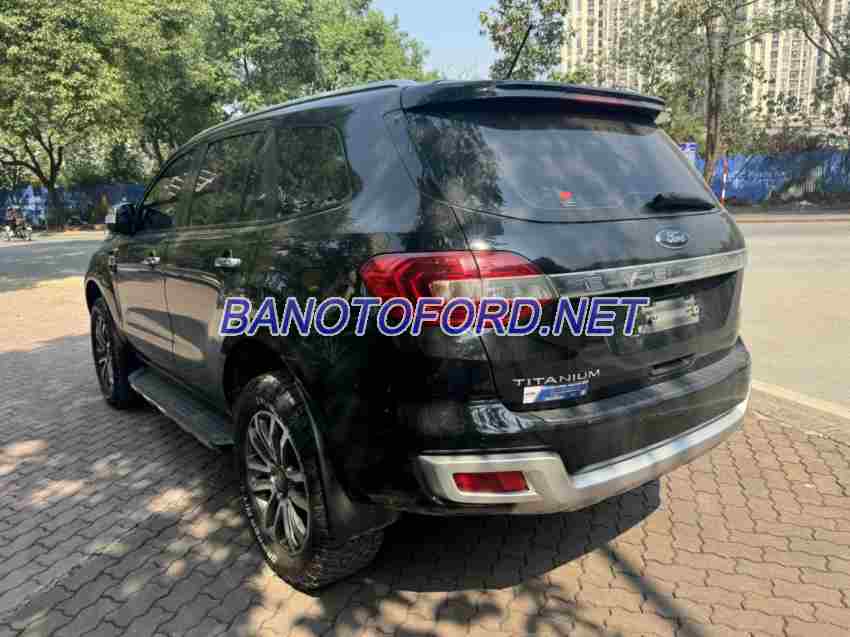 Cần bán xe Ford Everest Titanium 2.0L 4x4 AT năm 2020 màu Đen cực đẹp