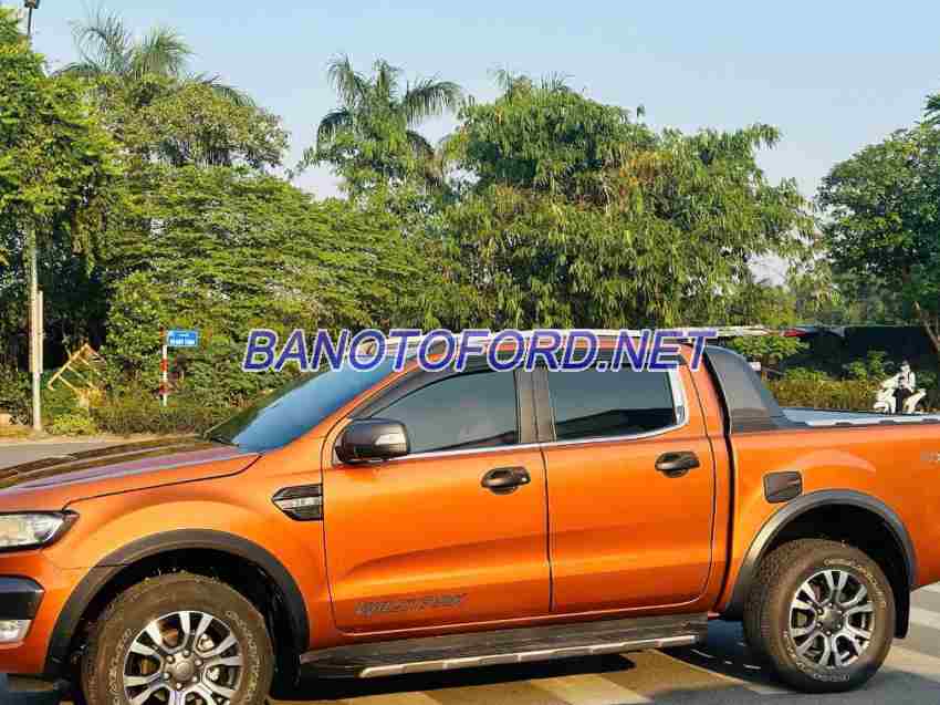 Xe Ford Ranger Wildtrak 3.2L 4x4 AT đời 2017 đẹp bán gấp