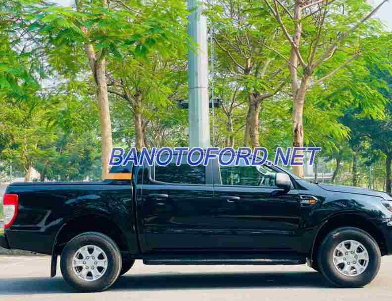 Ford Ranger XLS 2.2L 4x2 AT 2022, xe đẹp, hết ý