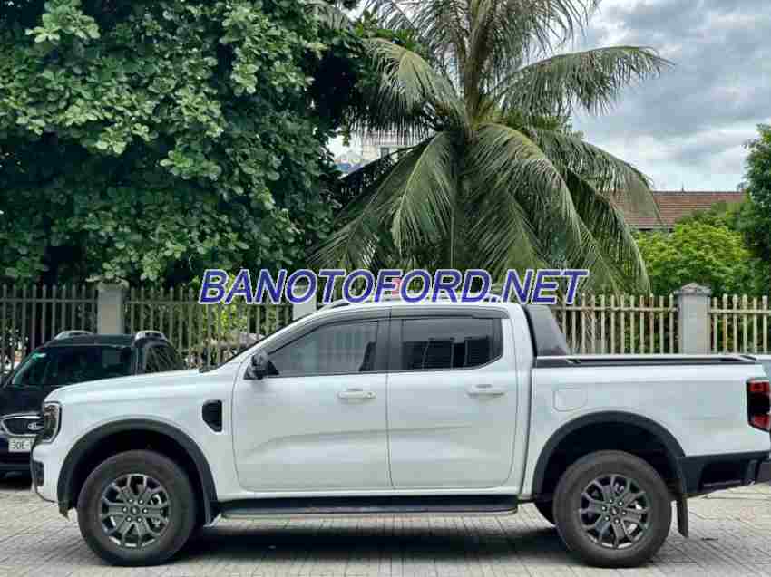 Cần bán gấp xe Ford Ranger Wildtrak 2.0L 4x4 AT 2023 màu Trắng