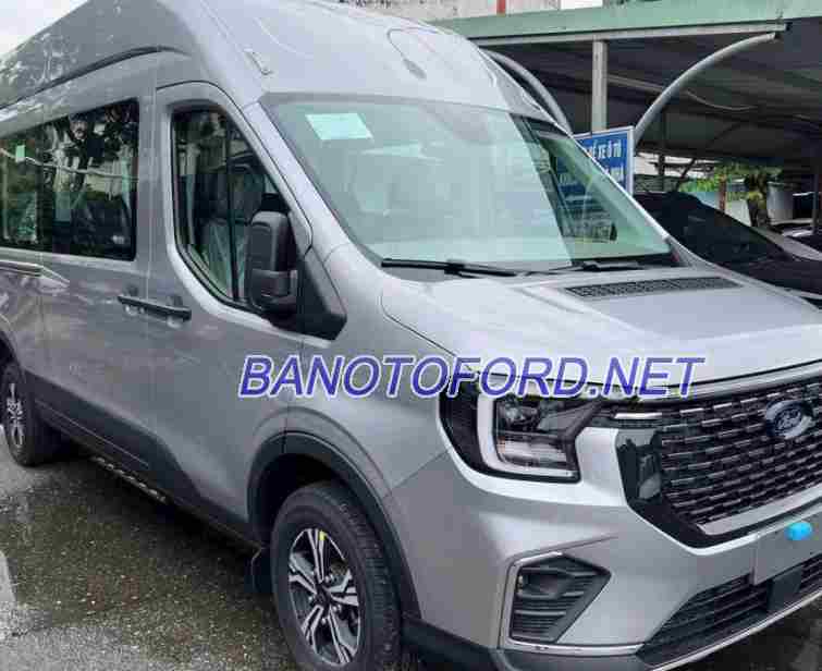 Bán xe Ford Transit Premium 2024 đẹp xuất sắc