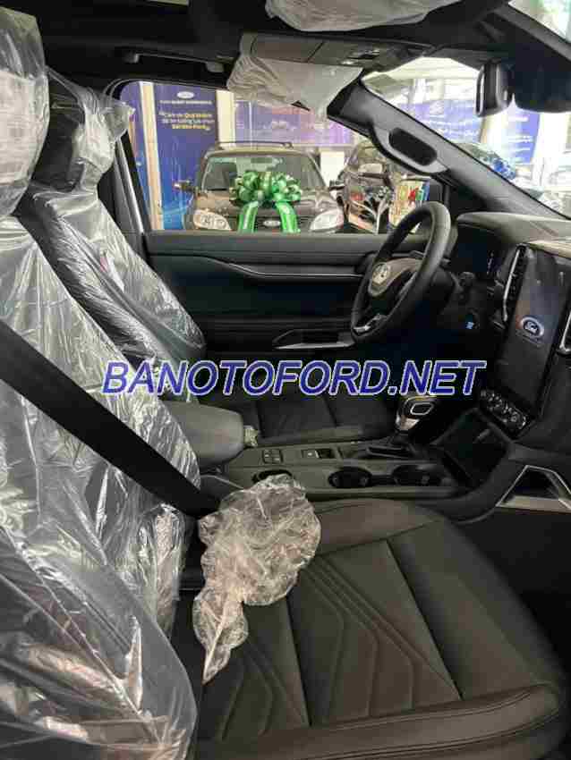 Ford Everest Titanium 2.0L 4x2 AT Máy dầu 2024, đẹp xuất sắc