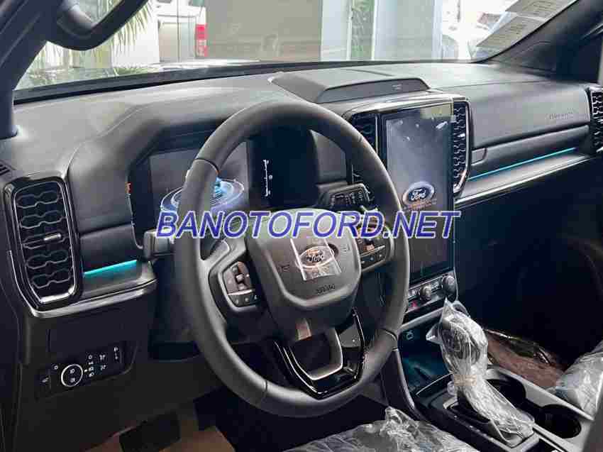 Bán xe Ford Everest Titanium 2.0L 4x2 AT 2024 giá kịch sàn