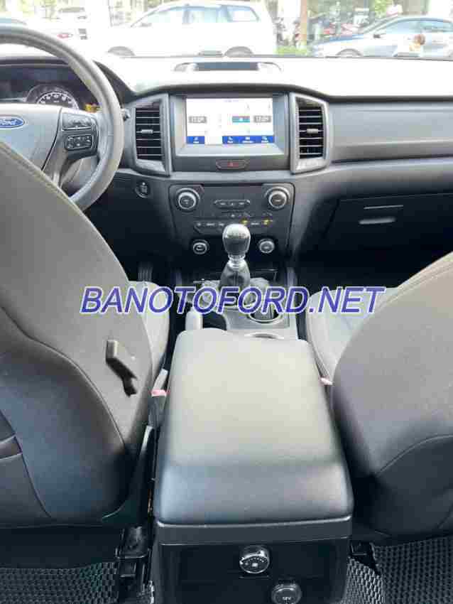 Ford Everest Ambiente 2.0 4x2 MT 2018 Máy dầu, xe đẹp