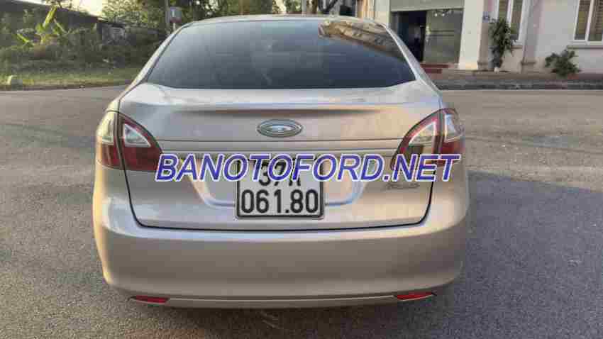 Cần bán gấp xe Ford Fiesta 1.6 AT 2012 màu Bạc