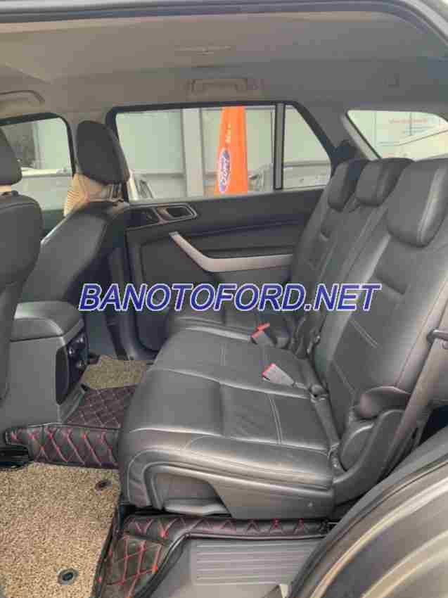 Cần bán xe Ford Everest Trend 2.2L 4x2 AT sx 2015