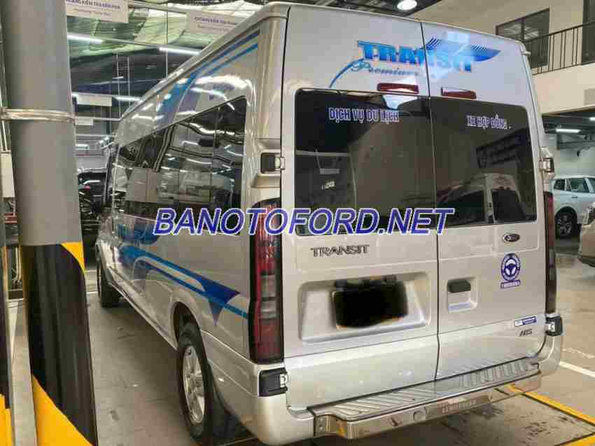 Bán Ford Transit Tiêu chuẩn, màu Bạc, Máy dầu, 2023