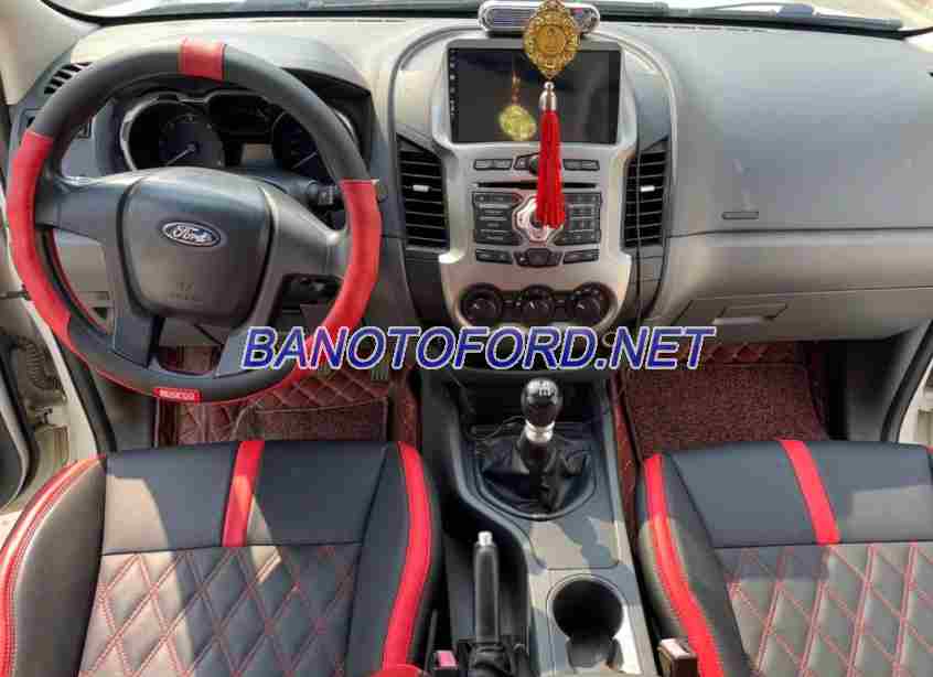 Bán Ford Ranger XLS 2.2L 4x2 MT 2015 - Trắng