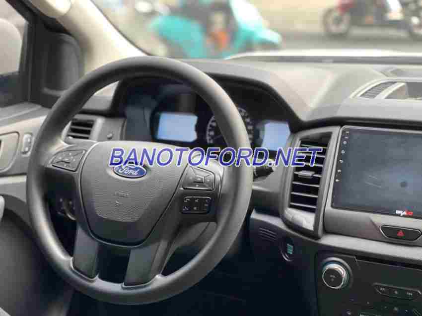 Cần bán xe Ford Everest Ambiente 2.0 4x2 AT 2019 Số tự động màu Trắng