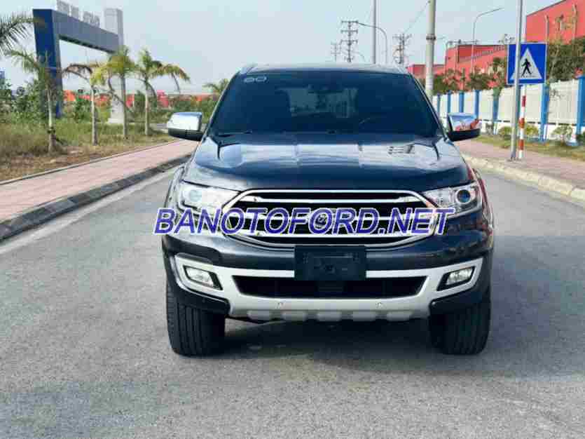 Cần bán Ford Everest Titanium 2.0L 4x4 AT đời 2018