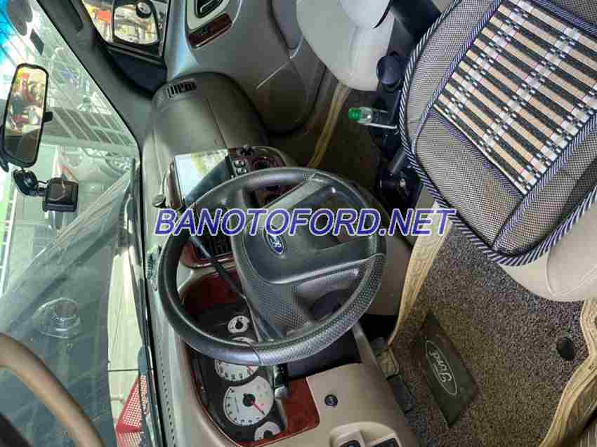 Ford Escape 3.0 V6 model 2004 xe chuẩn hết ý