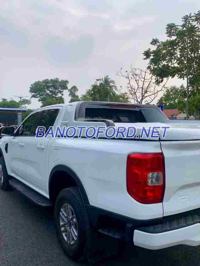 Cần bán gấp xe Ford Ranger XLS 2.0L 4x2 AT năm 2023, màu Trắng, Số tự động