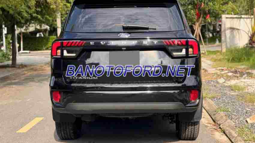 Ford Everest Titanium 2.0L 4x2 AT năm 2023 cần bán