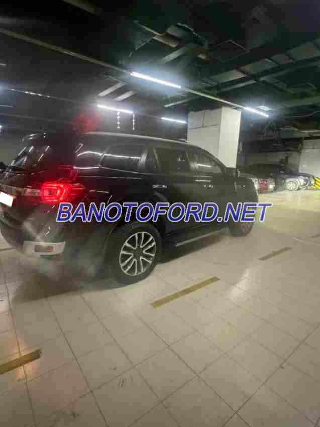 Ford Everest Titanium 2.0L 4x2 AT model 2022 xe chuẩn hết ý