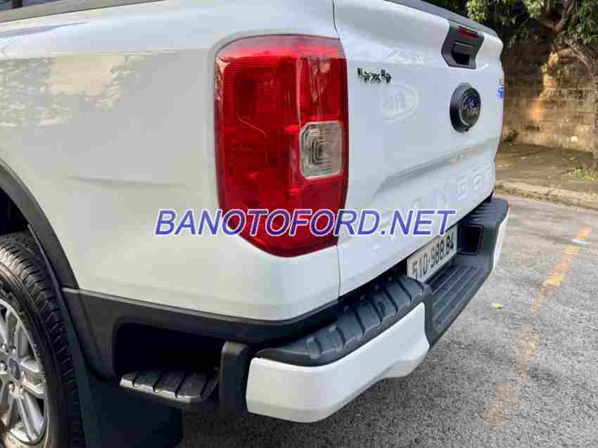 Cần bán gấp Ford Ranger XLS 2.0L 4x4 AT đời 2022, màu Trắng