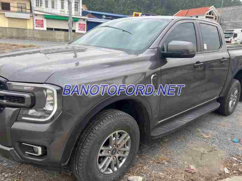 Ford Ranger XLS 2.0L 4x4 AT 2024 Máy dầu đẹp long lanh