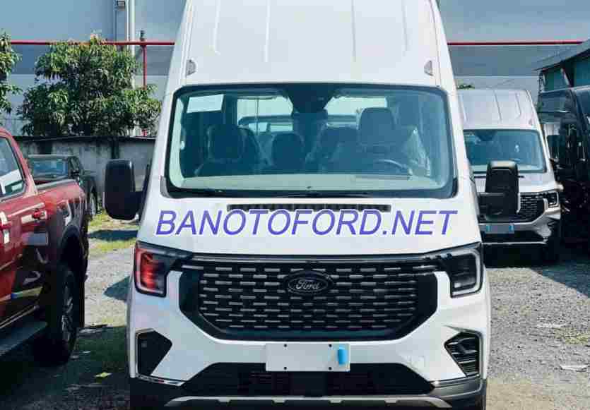 Ford Transit Premium sản xuất 2024 giá tốt