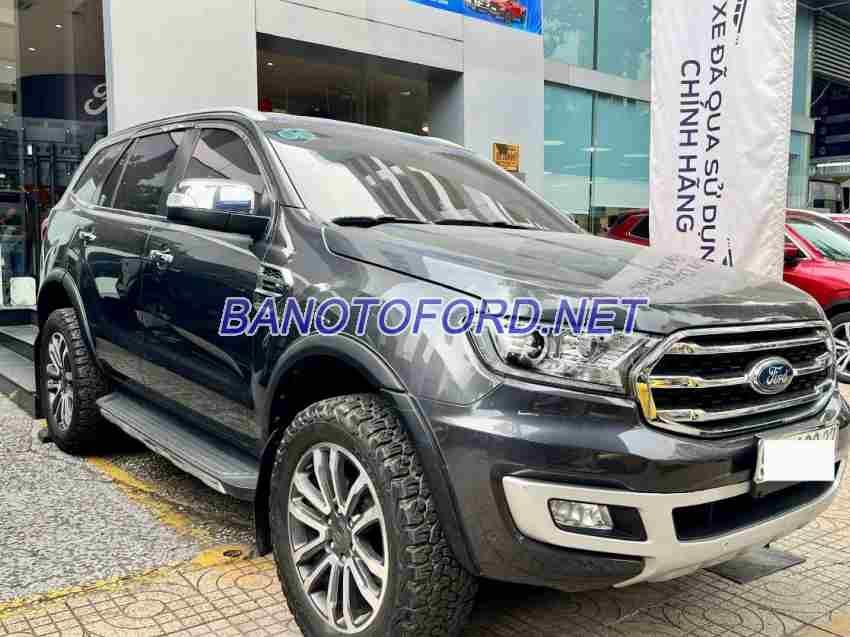 Xe Ford Everest Titanium 2.0L 4x2 AT đời 2019 đẹp bán gấp