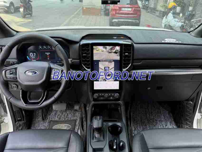 Ford Everest Titanium Plus 2.0L 4x4 AT model 2023 xe chuẩn hết ý