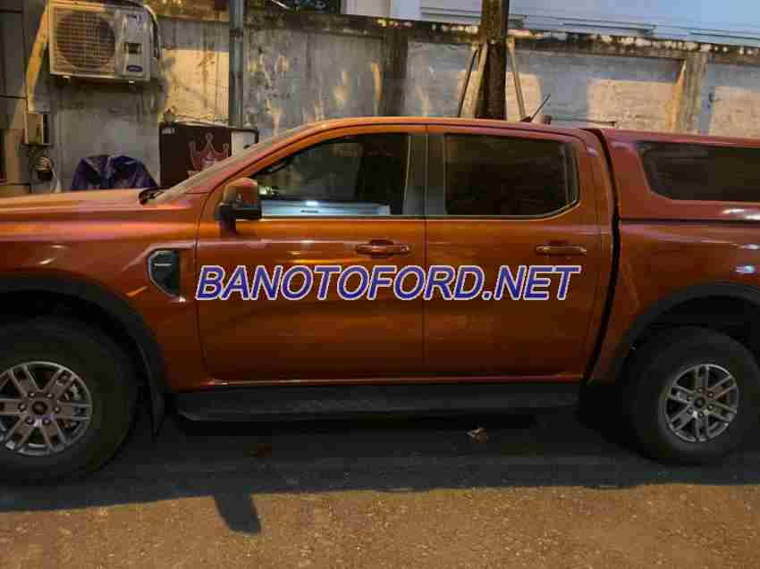 Bán Ford Ranger XLS 2.0L 4x4 AT, màu Cam, Máy dầu, 2023