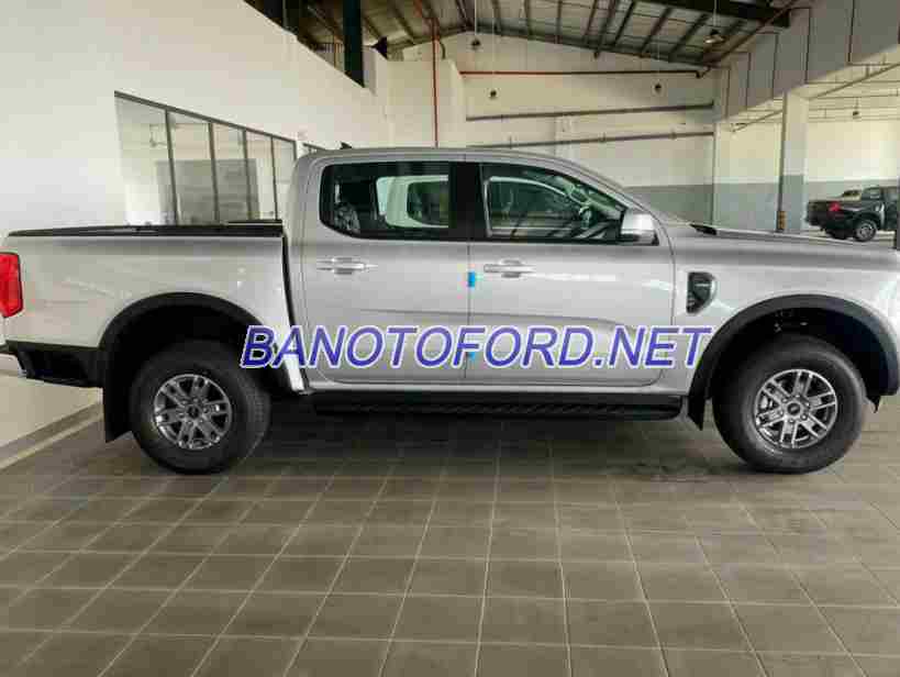 Ford Ranger XLS 2.0L 4x2 AT sx 2024 - màu Bạc - cực đẹp