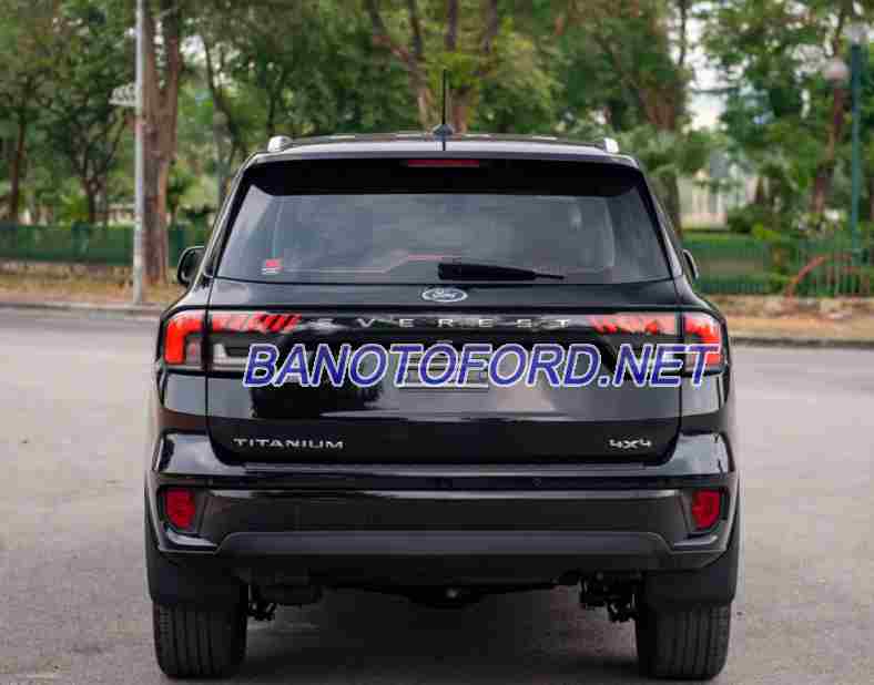 Bán xe Ford Everest Titanium Plus 2.0L 4x4 AT sx 2022 - giá rẻ