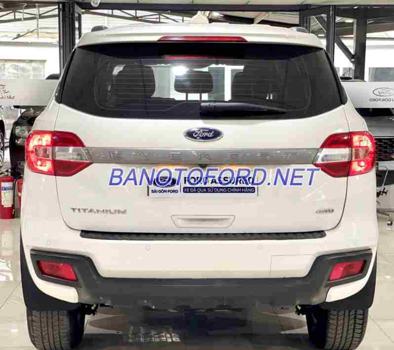 Ford Everest Ambiente 2.0 4x2 AT 2019 Máy dầu đẹp long lanh