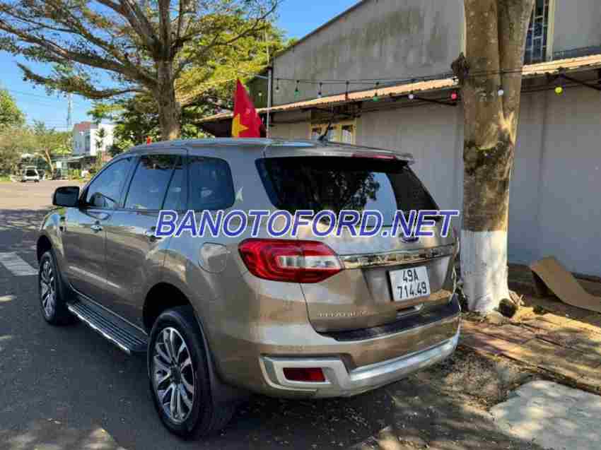 Cần bán xe Ford Everest Titanium 2.0L 4x4 AT màu Cát 2019