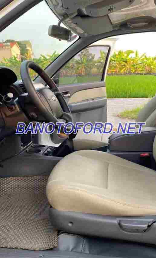 Ford Everest 2.5L 4x2 MT năm 2015 cần bán